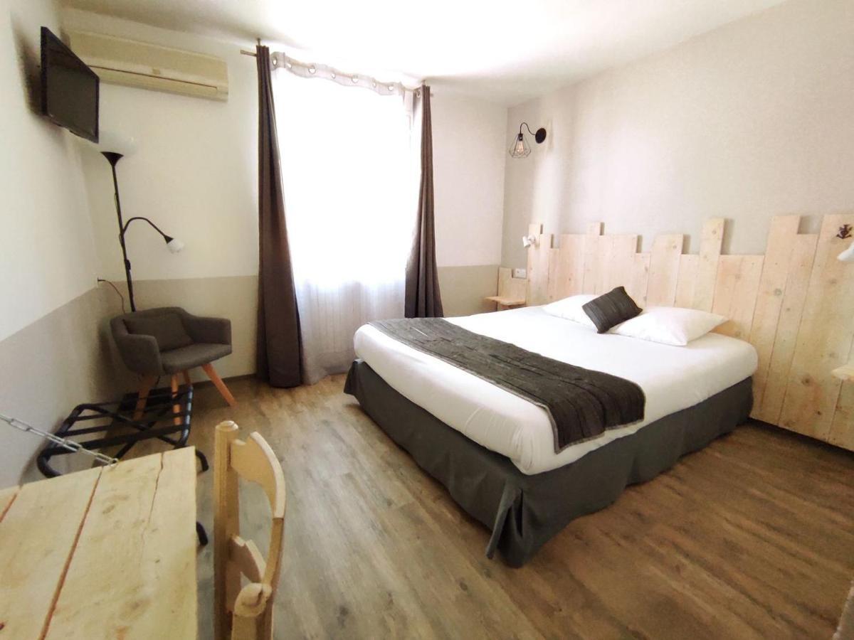 Aparthotel Logis Le Nid Du Pont De Gau Saintes-Maries-de-la-Mer Exteriér fotografie